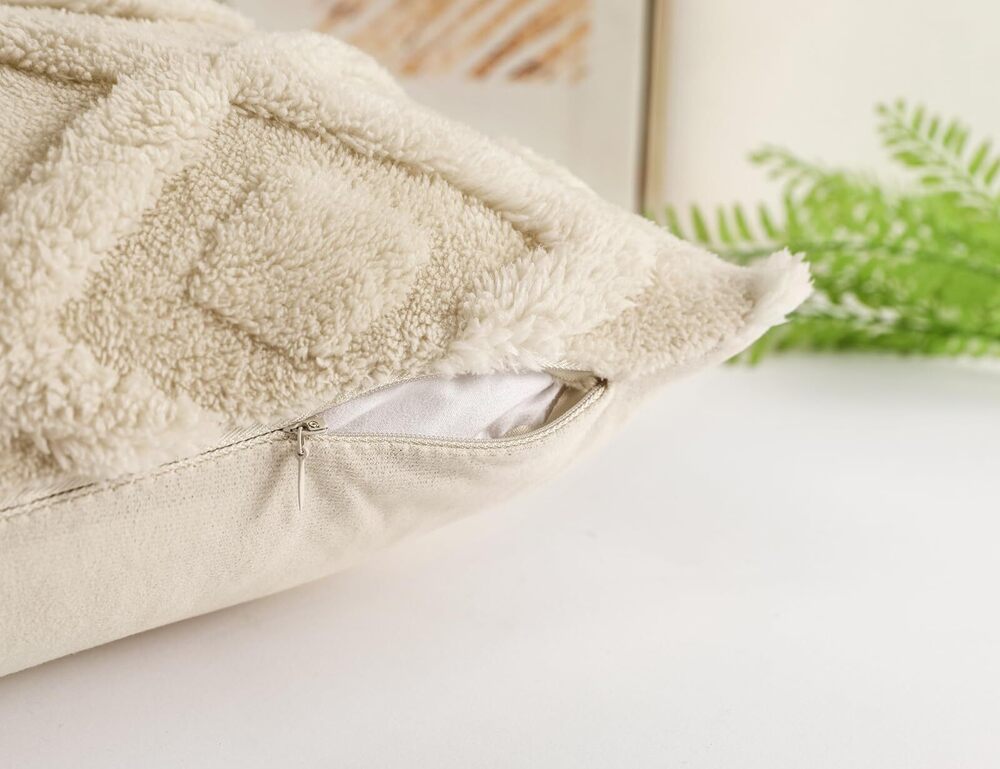 6198 Set of 2 Faux Fur Beige Throw Pillow Covers 18x18,Soft Checkborad - Picture 5 of 5